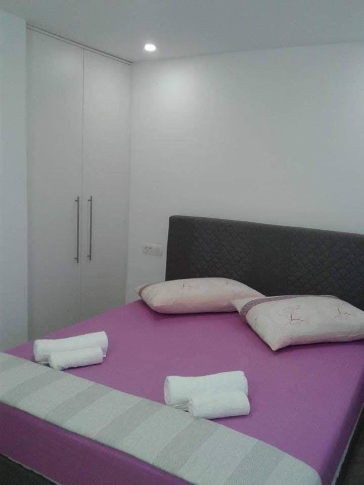 אומיס Apartment Nevena מראה חיצוני תמונה