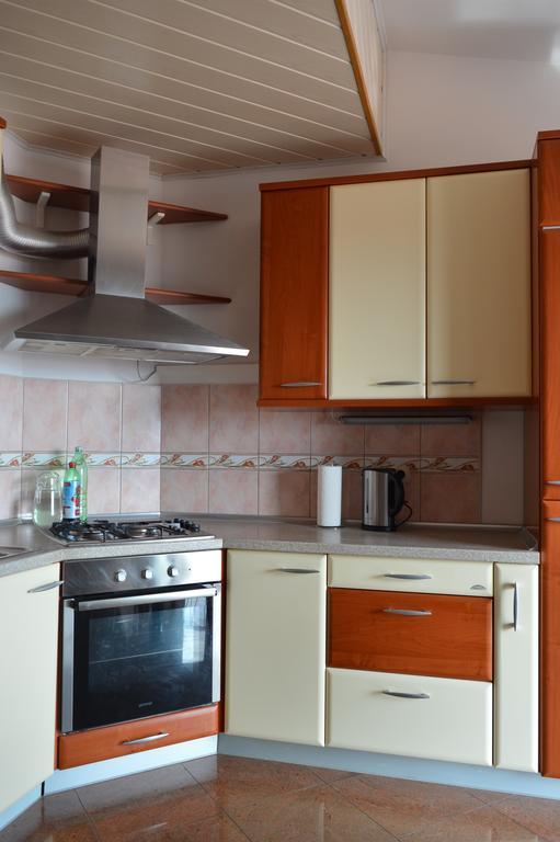 אומיס Apartment Nevena חדר תמונה